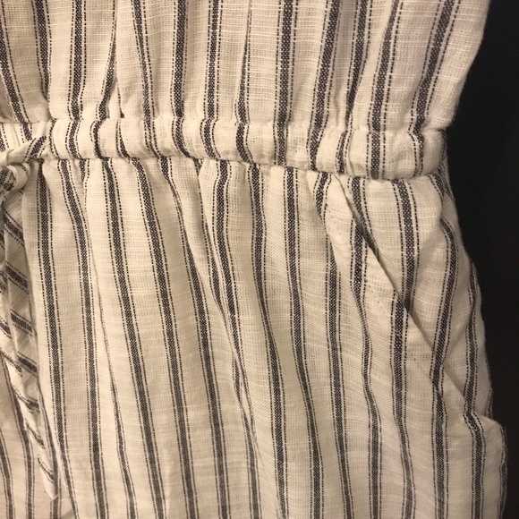 NWT Old Navy Stripped Romper - Picture 7 of 12